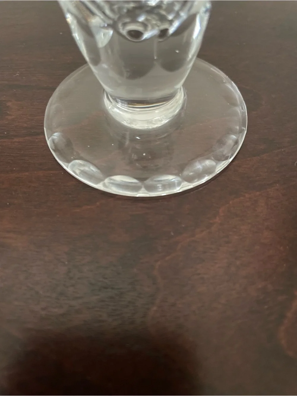 Crystal bud vase with etched rose design - Picture 6 of 8